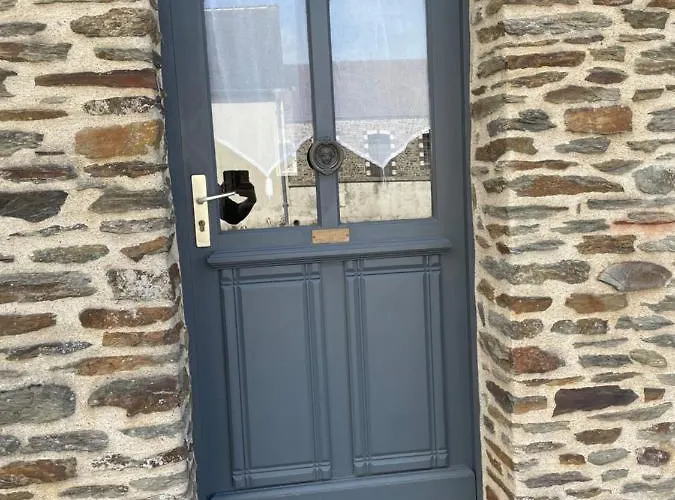 Le Courtil * Cerisy-la-Foret