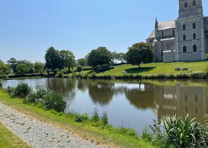 Le Courtil Holiday home Cerisy-la-Foret